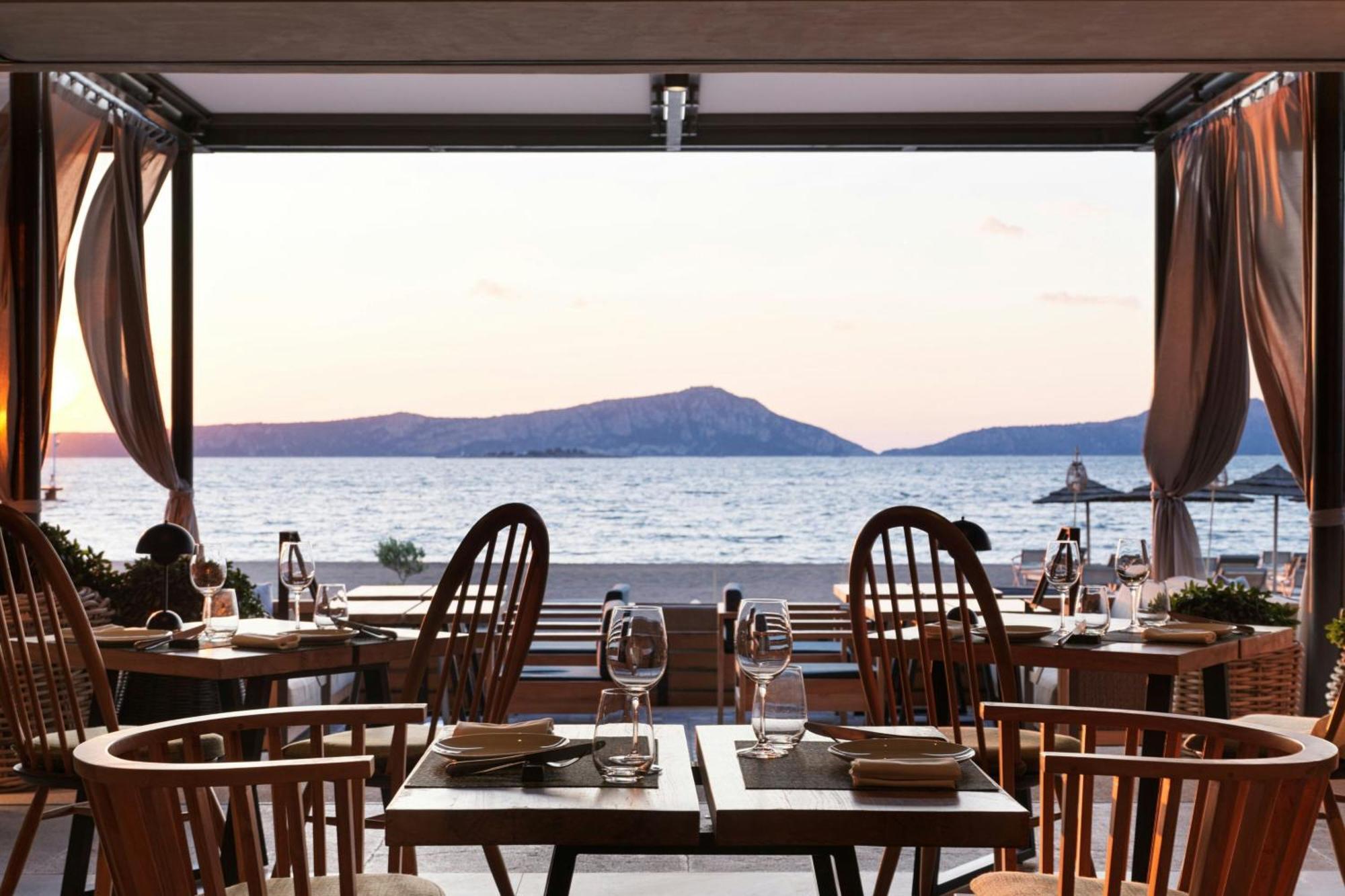 Hotel W Costa Navarino (adults Only)